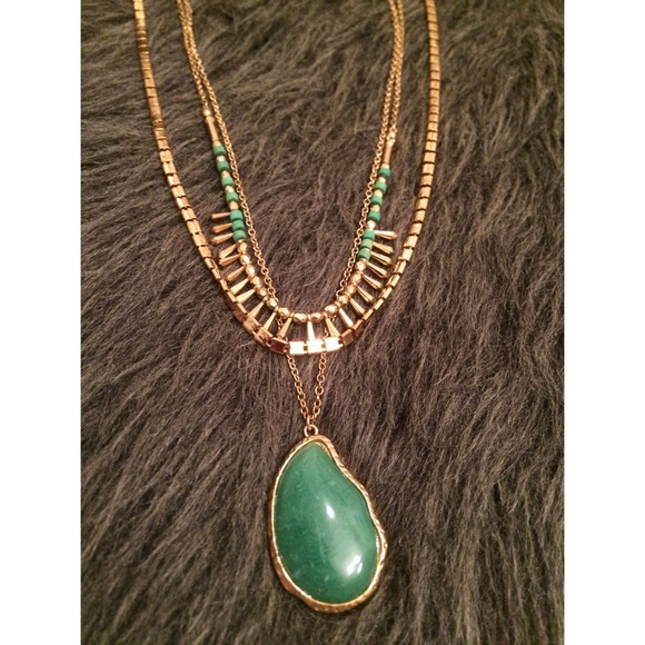 Jewelry - Emerald Stone Necklace